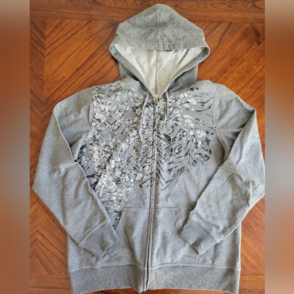 Hoodie.❤️ Size Medium.